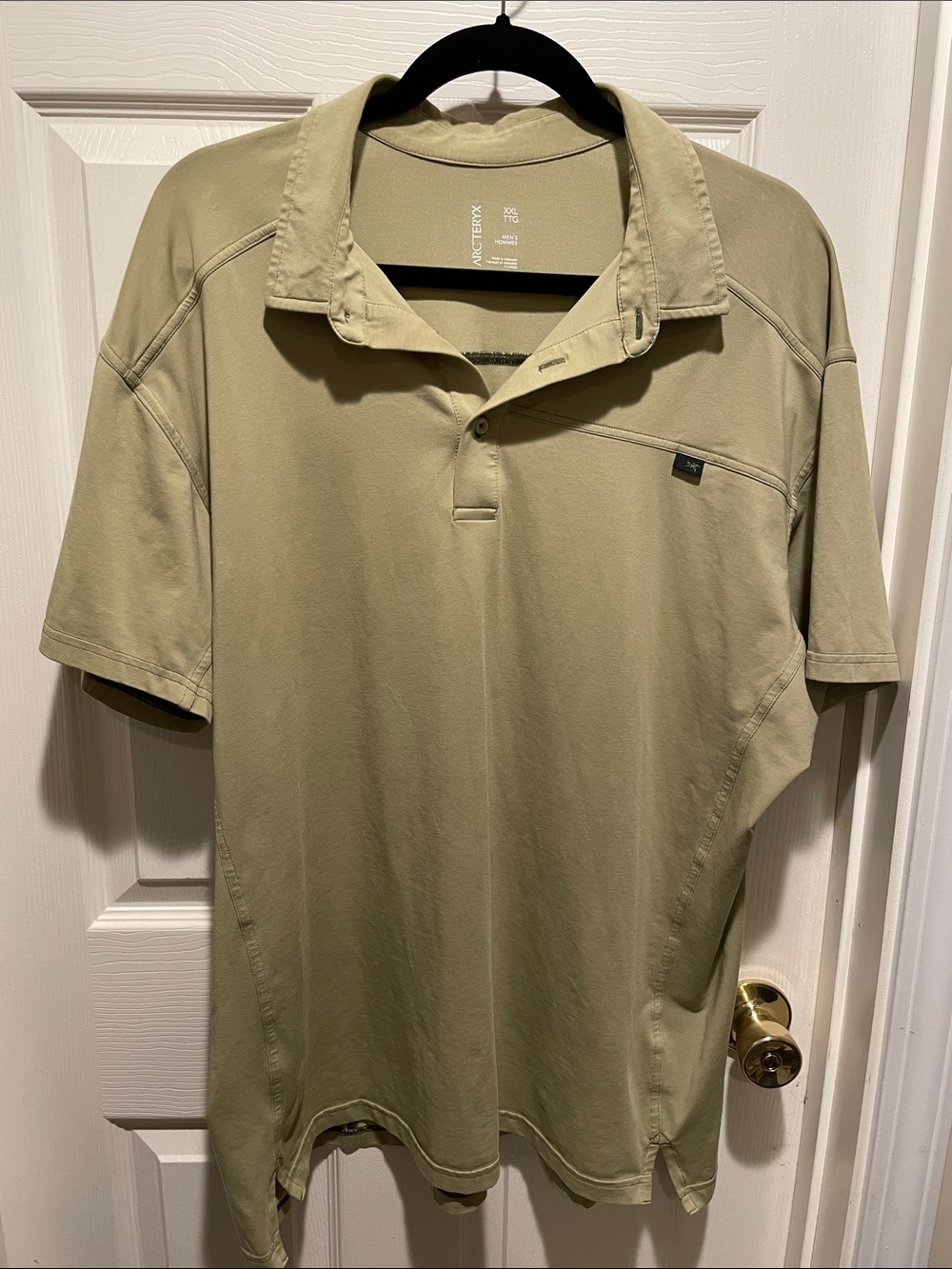 Arc’teryx captive short sleeve polo shirt